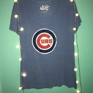 women’s v neck cubs shirt